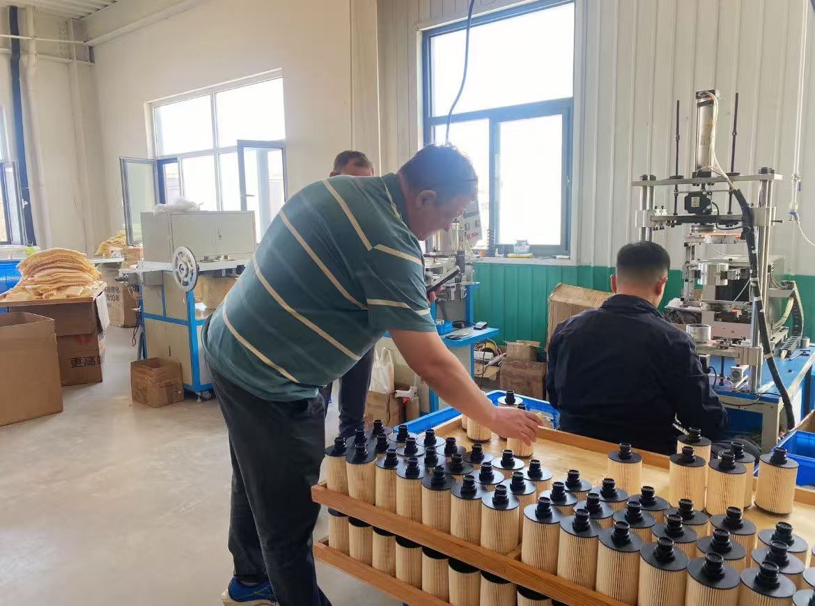 مشتریان روسی از کارخانه فیلتر Guohao بازدید می کنند